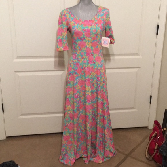 LuLaRoe Dresses & Skirts - NWT LuLaRoe Pink Floral Maxi Dress Size Medium